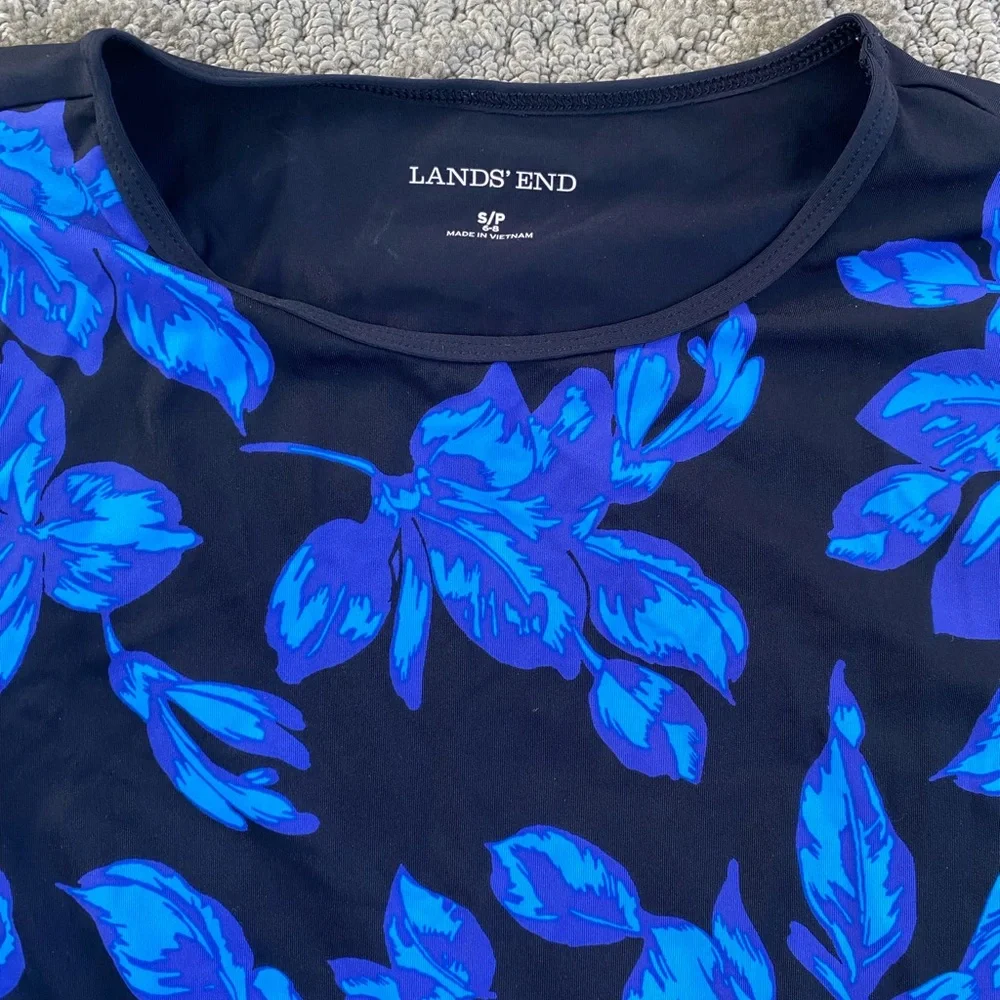 Land’s End Floral Long Sleeve Swim Top - Picture 2 of 3